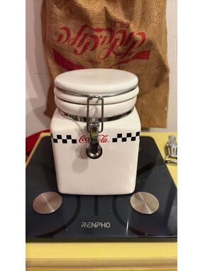 A4. Cookie Jar